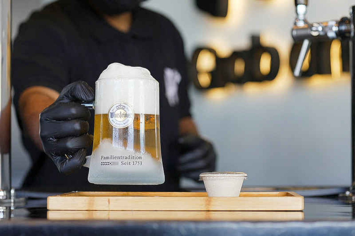 Saudi Arabia to open more alcohol stores as curbs ease